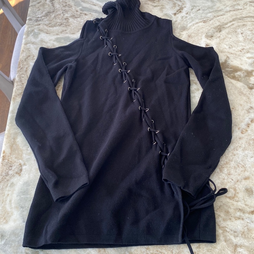 COPY - Anne Fontaine cutout sweater